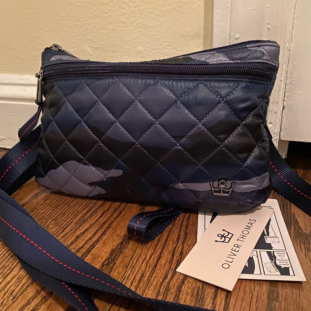 Oliver Thomas 24+7 Fourplay Crossbody